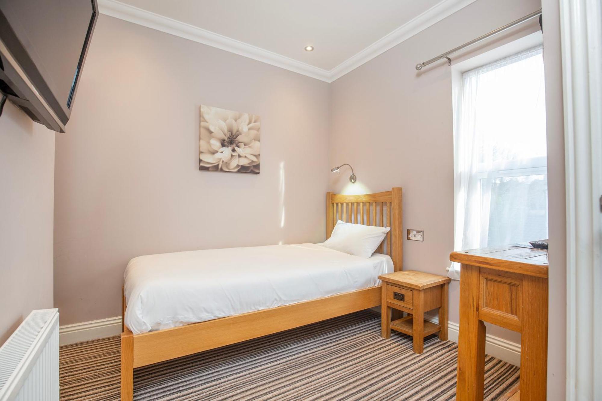 Marlborough Hotel Norwich Room photo