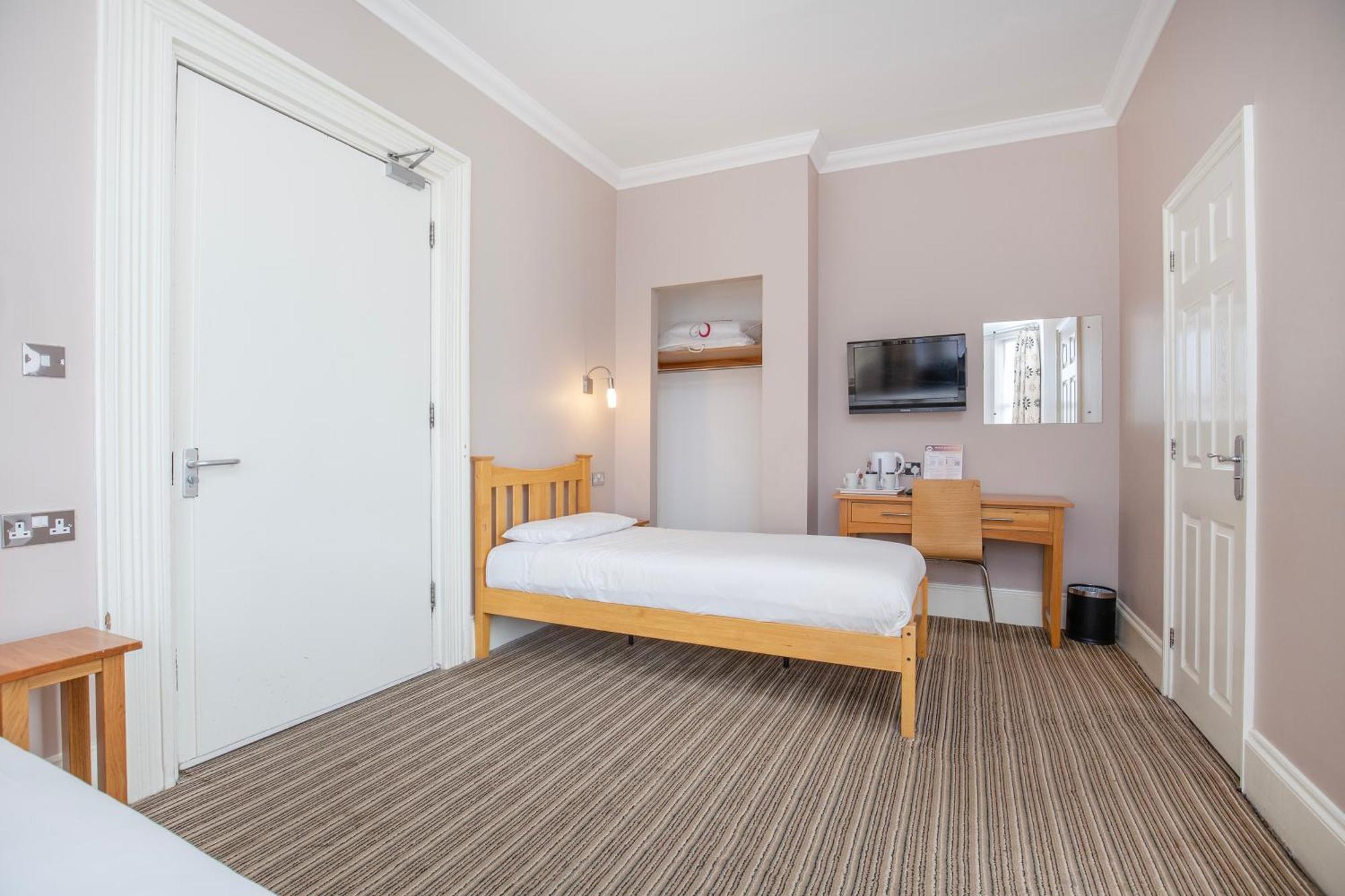 Marlborough Hotel Norwich Room photo